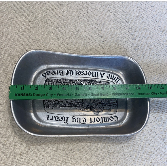 Vintage Wilton Comfort Thy Heart with A Morsel of Bread Pewter Plate Tray - Picture 6 of 8